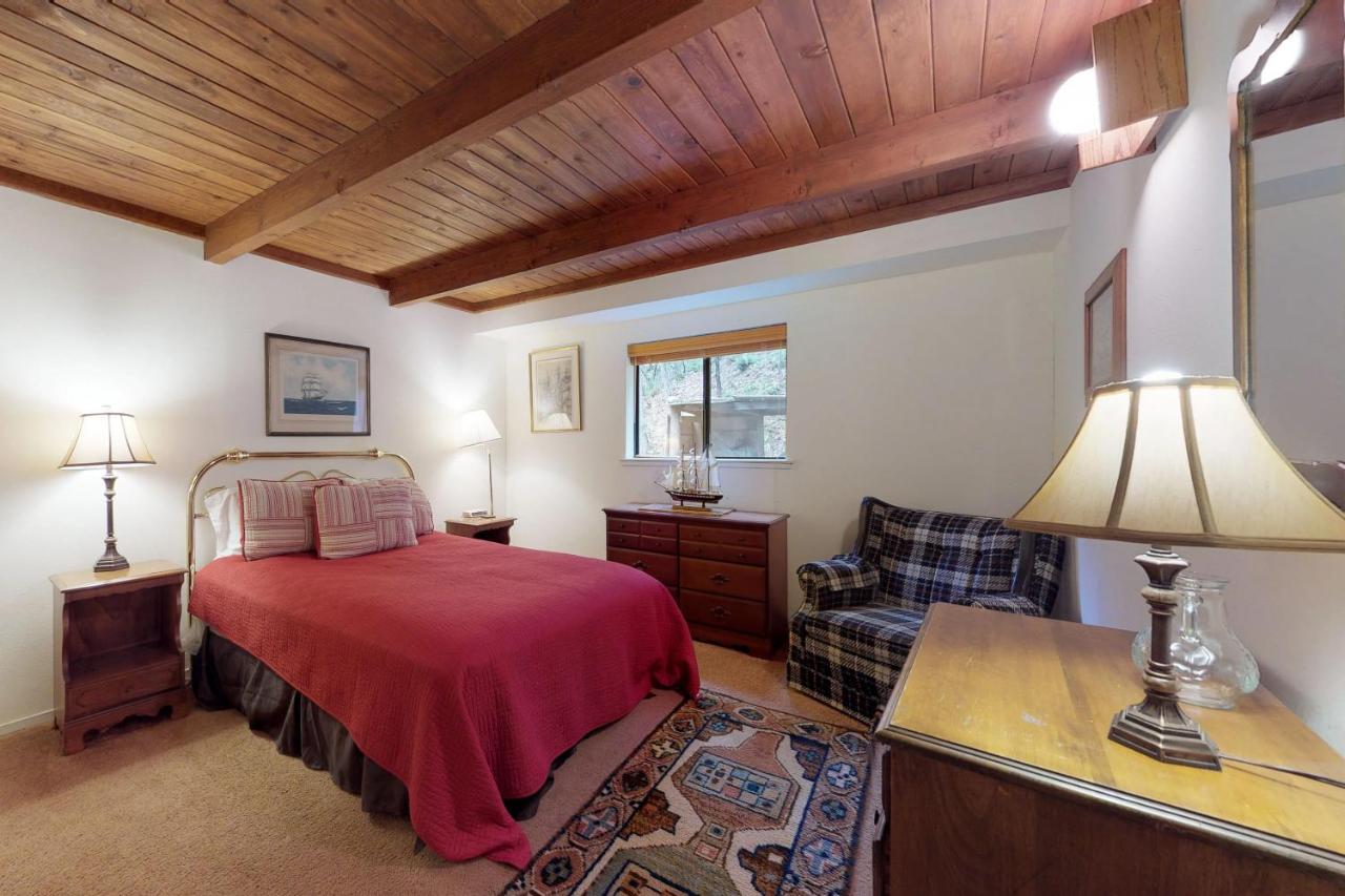 Cozy Chalet 格罗夫兰 外观 照片