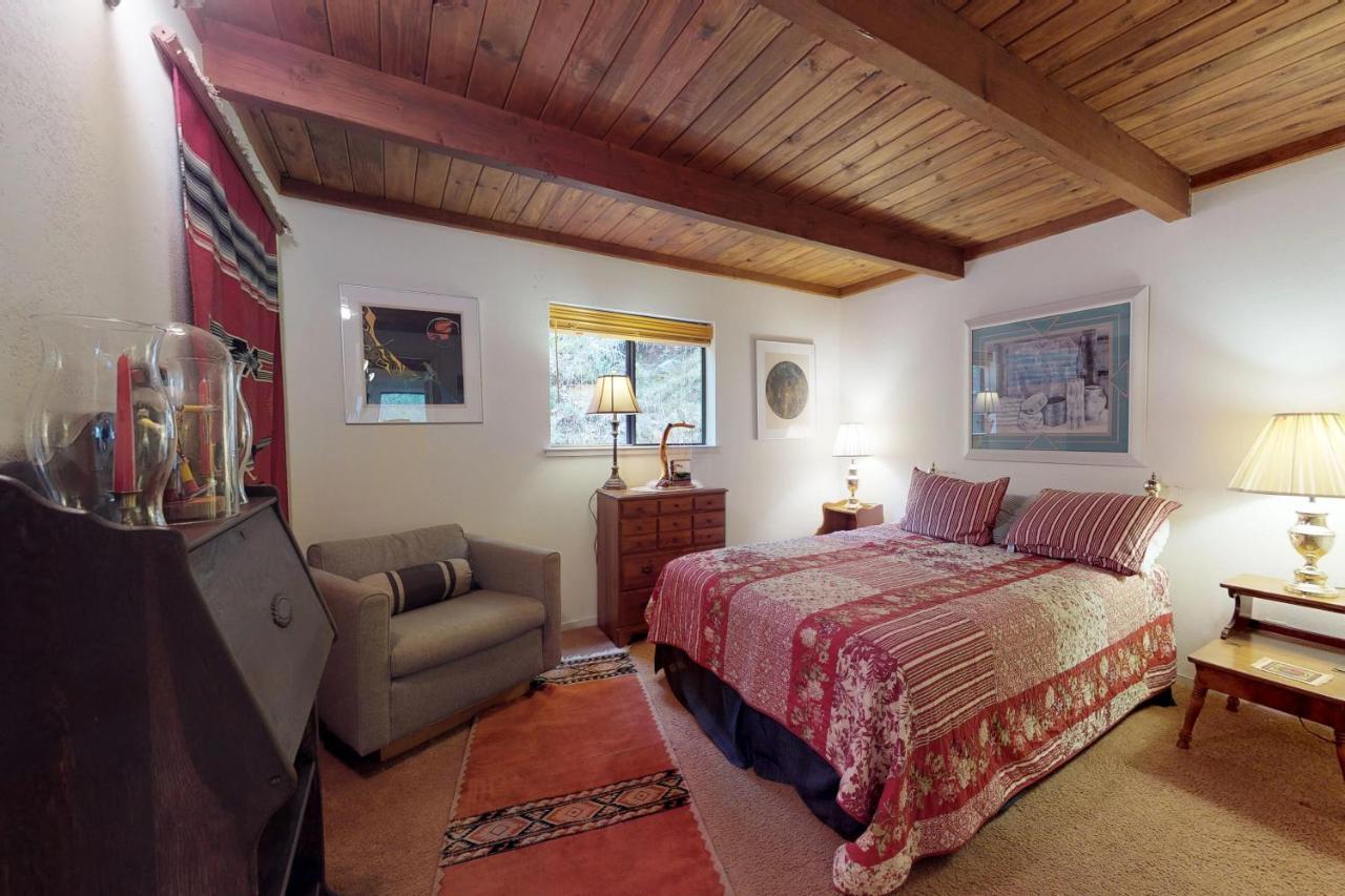 Cozy Chalet 格罗夫兰 外观 照片